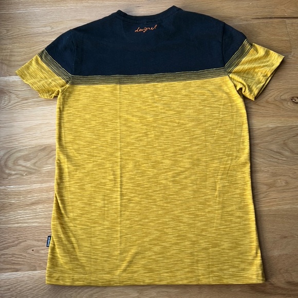 Authentic Desigual Men’s short sleeve t-shirt. Size M. 100% Cotton. Yellow/black - Picture 4 of 6